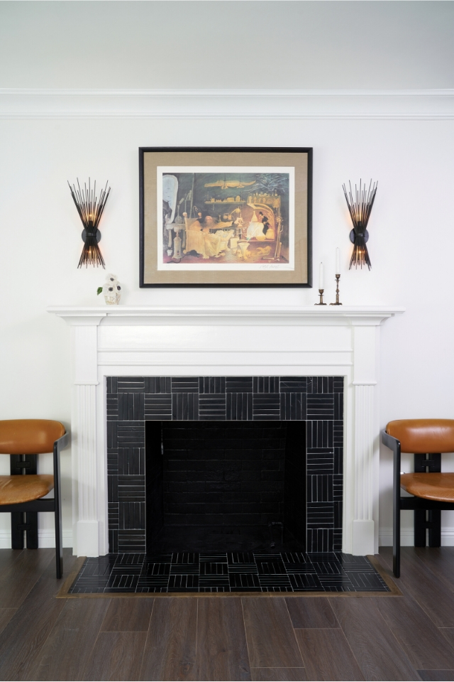 Minimalist Interior Design | Fireplace Mantle