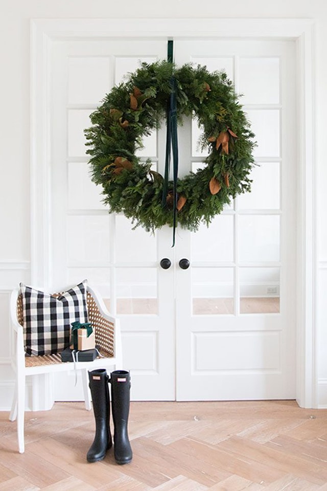 Holiday indoor wreath 