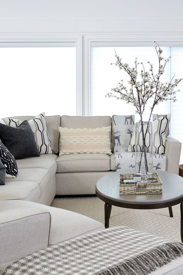 Living room design by Evelyn Eshun Design