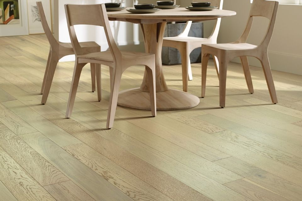 White oak hardwood flooring in dining room 