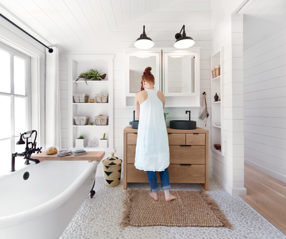 Modern Farmhouse Design | Pebble Tile in Bathroom