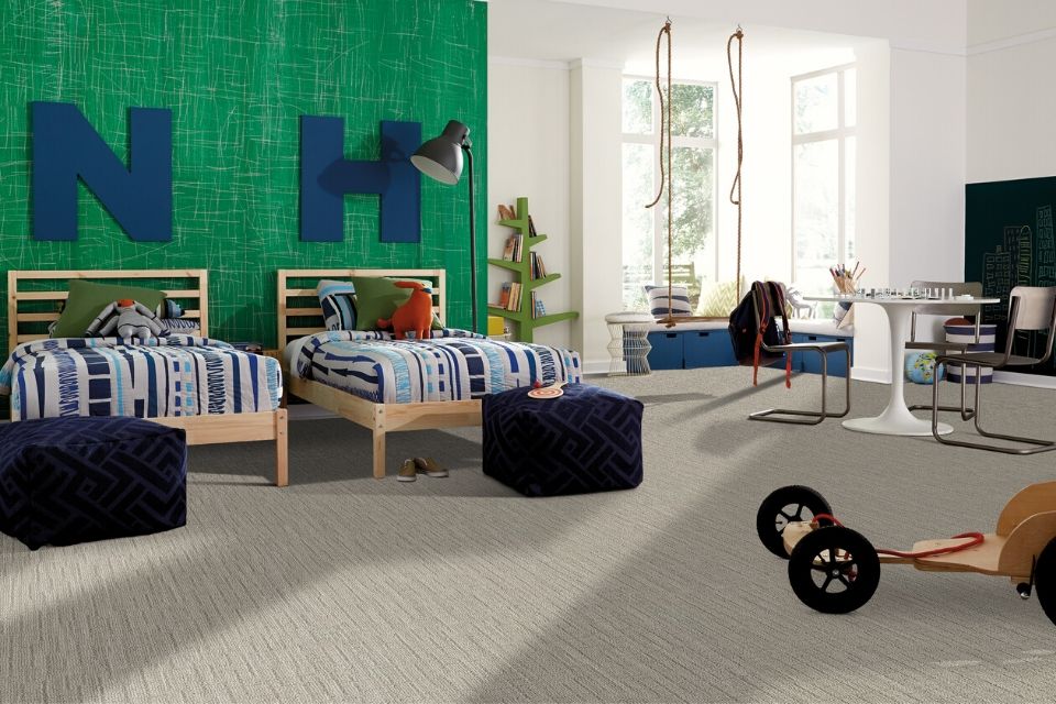 Soft carpet in little boy's bedroom 